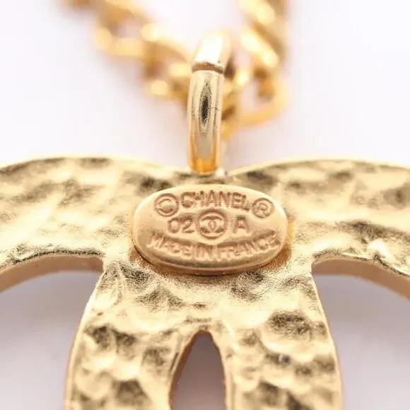 CHANEL Authentic Black Logo Necklace - Picture 5 of 7